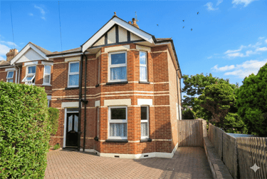 5 bed house, Winton, Charminster, Bournemouth, BH91NH - Image 1
