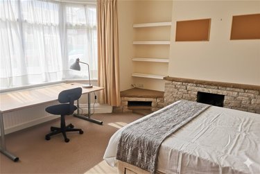 5 bed house, Winton, Bournemouth, BH92NA - Image 5