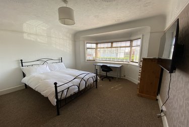 6 bed house, Winton, Ensbury Park, Bournemouth, BH92RD - Image 6