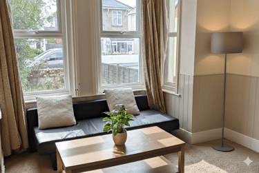 5 bed house, Ensbury Park, Bournemouth, BH105DF - Image 2