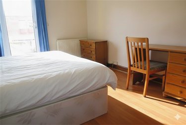 3 bed flat, Winton, Bournemouth, BH92EY - Image 6