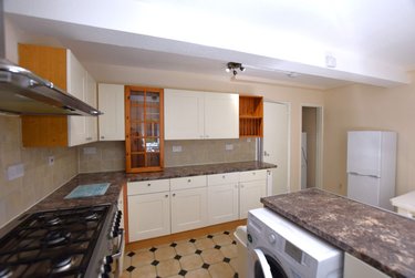 5 bed house, Wincheap, Canterbury, CT13RX - Image 2