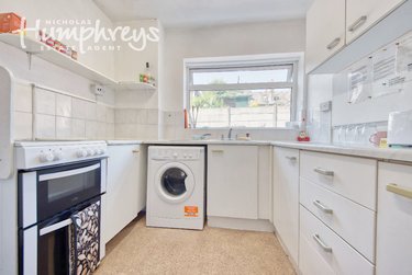 1 bed house, Mead Way, St Stephens, Canterbury, CT28BB - Image 7