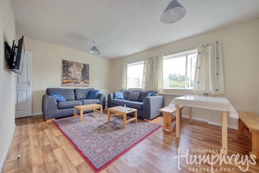 4 bed flat, Mead Way, St Stephens, Canterbury, CT28BB - Image 6