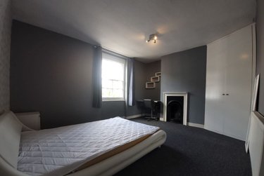 4 bed house, St. Peter's Place, City Centre, Canterbury, CT12DA - Image 1