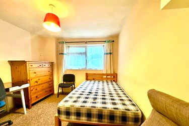 5 bed house, Tenterden Drive, Hales Place, Canterbury, CT27BW - Image 7