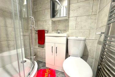 7 bed house, Tenterden Drive, Hales Place, Canterbury, CT27BJ - Image 5