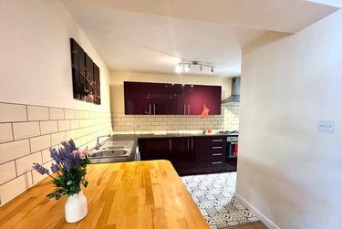 1 bed house, Montfort Close, Hales Place, Canterbury, CT27DA - Image 2