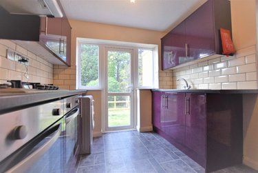 1 bed house, Old Park Avenue, Christchurch, Canterbury, CT11DN - Image 4