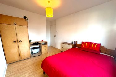 1 bed flat, Kemsing Gardens, Hales Place, Canterbury, CT27RF - Image 1