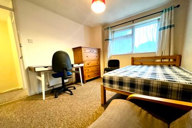 1 bed house, Tenterden Drive, Hales Place, Canterbury, CT27BW - Image 5