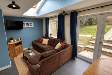 5 bed house, Tenterden Drive, Hales Place, Canterbury, CT27BW - Image 1