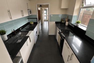 5 bed house, Tenterden Drive, Hales Place, Canterbury, CT27BW - Image 5