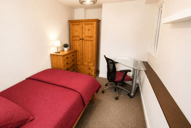 5 bed house, Tenterden Drive, Hales Place, Canterbury, CT27BW - Image 14