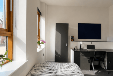 1 bed flat, 21 New Dover Road, City Centre, Canterbury, CT13AS - Image 3
