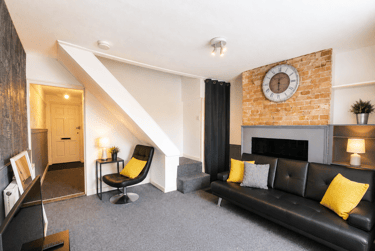 4 bed house, St. Peter's Place, City Centre, Canterbury, CT12DA - Image 1
