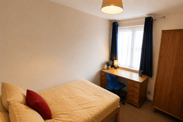 1 bed house, Headcorn Drive, Hales Place, Canterbury, CT27TR - Image 3