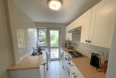 1 bed house, Verwood Close, St Stephens, Canterbury, CT27HS - Image 4
