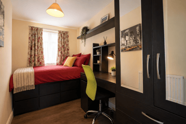 5 bed house, Rhodaus Close, City Centre, Canterbury, CT12RE - Image 3