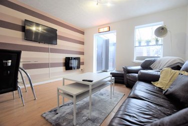 1 bed house, Henry Court, Wincheap, Canterbury, CT13PL - Image 1
