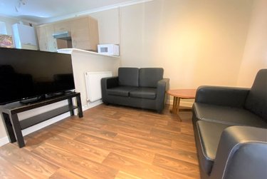 4 bed house, Ulcombe Gardens, Hales Place, Canterbury, CT27QZ - Image 6