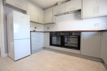 5 bed house, Downs Road, Hales Place, Canterbury, CT27TN - Image 1