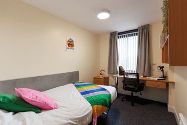 Standard Ensuite at The Trigon, 193 Shoreham Street, City Centre, Sheffield, S14RA - Image 1
