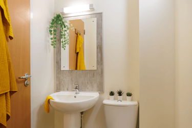 Standard Ensuite at The Trigon, 193 Shoreham Street, City Centre, Sheffield, S14RA - Image 6