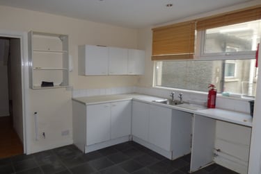 2 bed flat, Ely Road, Llandaff, Cardiff, CF52JF - Image 4