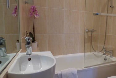 1 bed flat, Cathedral Road, Riverside, Cardiff, CF119HD - Image 5