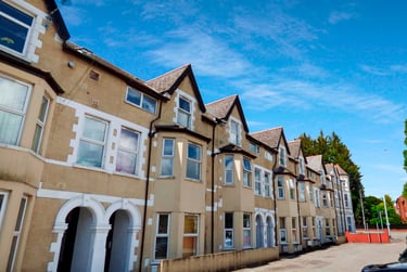 1 bed studio, Ely Road, Llandaff, Cardiff, CF52JF - Image 1
