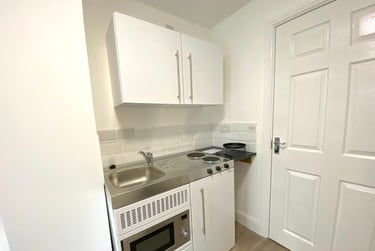 1 bed studio, 25A London Road, Headington, Oxford, OX37RE - Image 3