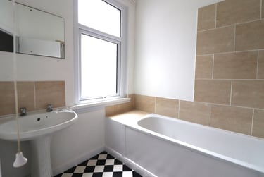 4 bed flat, Claude Road, Plasnewydd, Cardiff, CF243QE - Image 3