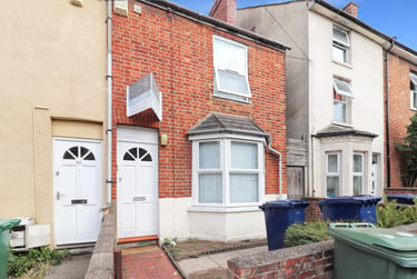 5 bed house, James Street, City Centre, Oxford, OX41EU - Image 1