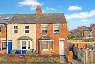 2 bed flat, Hurst Street, Iffley, Oxford, OX41EZ - Image 1