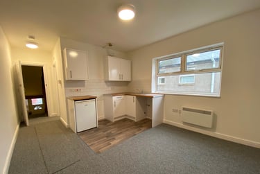 1 bed studio, Ely Road, Llandaff, Cardiff, CF52JF - Image 3