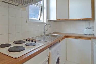 1 bed house, Cowley Road, City Centre, Oxford, OX41JE - Image 5