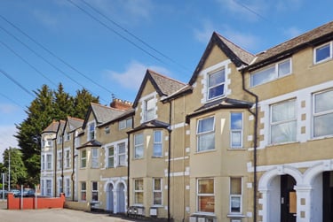 1 bed flat, Ely Road, Llandaff, Cardiff, CF52JF - Image 1