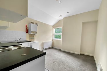 1 bed studio, Ely Road, Llandaff, Cardiff, CF52JF - Image 3