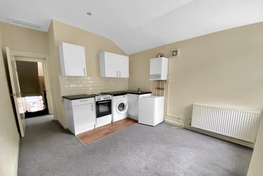 1 bed studio, Ely Road, Llandaff, Cardiff, CF52JF - Image 4