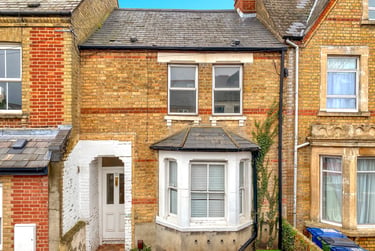 1 bed house, Bullingdon Road, Iffley, Oxford, OX41QH - Image 1