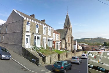 2 bed flat, Stepney Street, Mount Pleasant, Swansea, SA58BD - Image 1