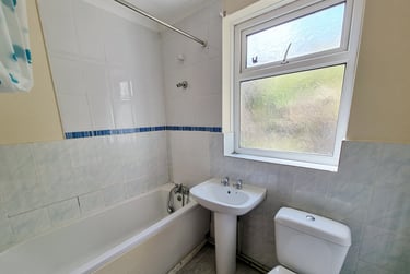 3 bed house, Fabian Way, Port Tennant, Swansea, SA18PA - Image 4