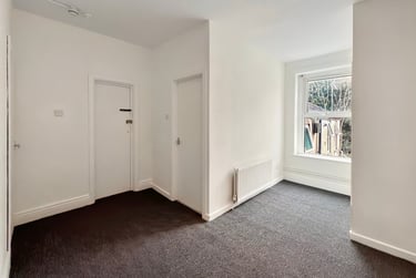 1 bed flat, Ely Road, Llandaff, Cardiff, CF52JF - Image 3