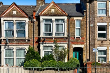 5 bed house, Manor Park Road, Harlesden, London, NW104JP - Image 1