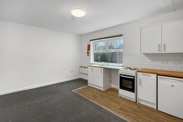 1 bed studio, Ely Road, Llandaff, Cardiff, CF52JF - Image 2