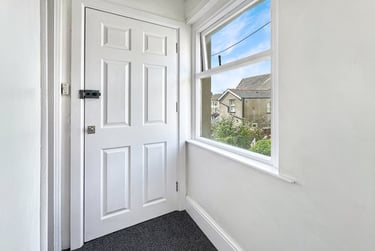 1 bed studio, Major Road, Canton, Cardiff, CF51PF - Image 5