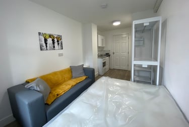 1 bed studio, 25A London Road, Headington, Oxford, OX37RE - Image 5
