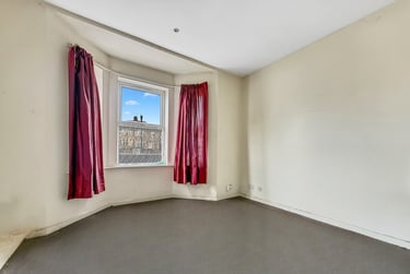 1 bed flat, Ely Road, Llandaff, Cardiff, CF52JF - Image 2