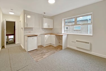 1 bed studio, Ely Road, Llandaff, Cardiff, CF52JF - Image 3